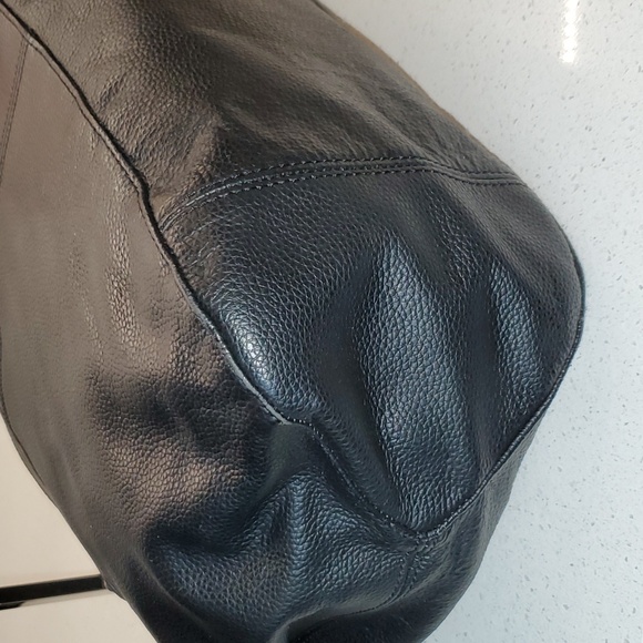 CUORE & PELLE soft pebbled leather shoulder purse - Picture 6 of 12